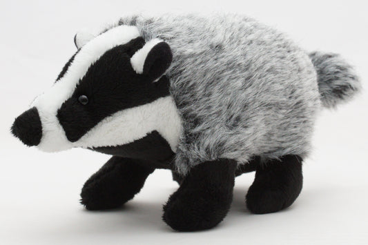Dachs Kuscheltier Badger Wildtier Plüsch 23 cm GRIMBART
