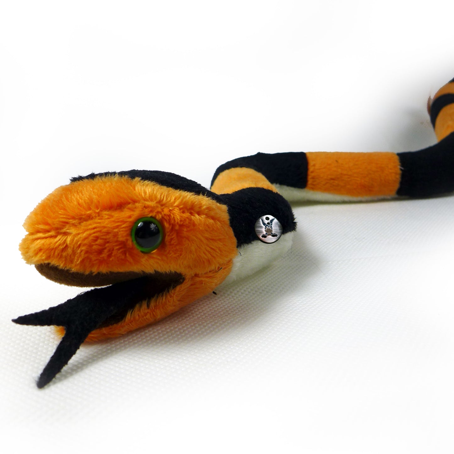 Korallenschlange Kuscheltier Schlange schwarz orange PAYTON