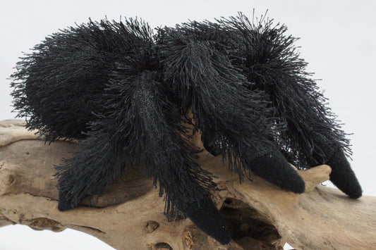 Tarantel Plüschtier Spinne Schwarze Witwe 20 cm THEKLA