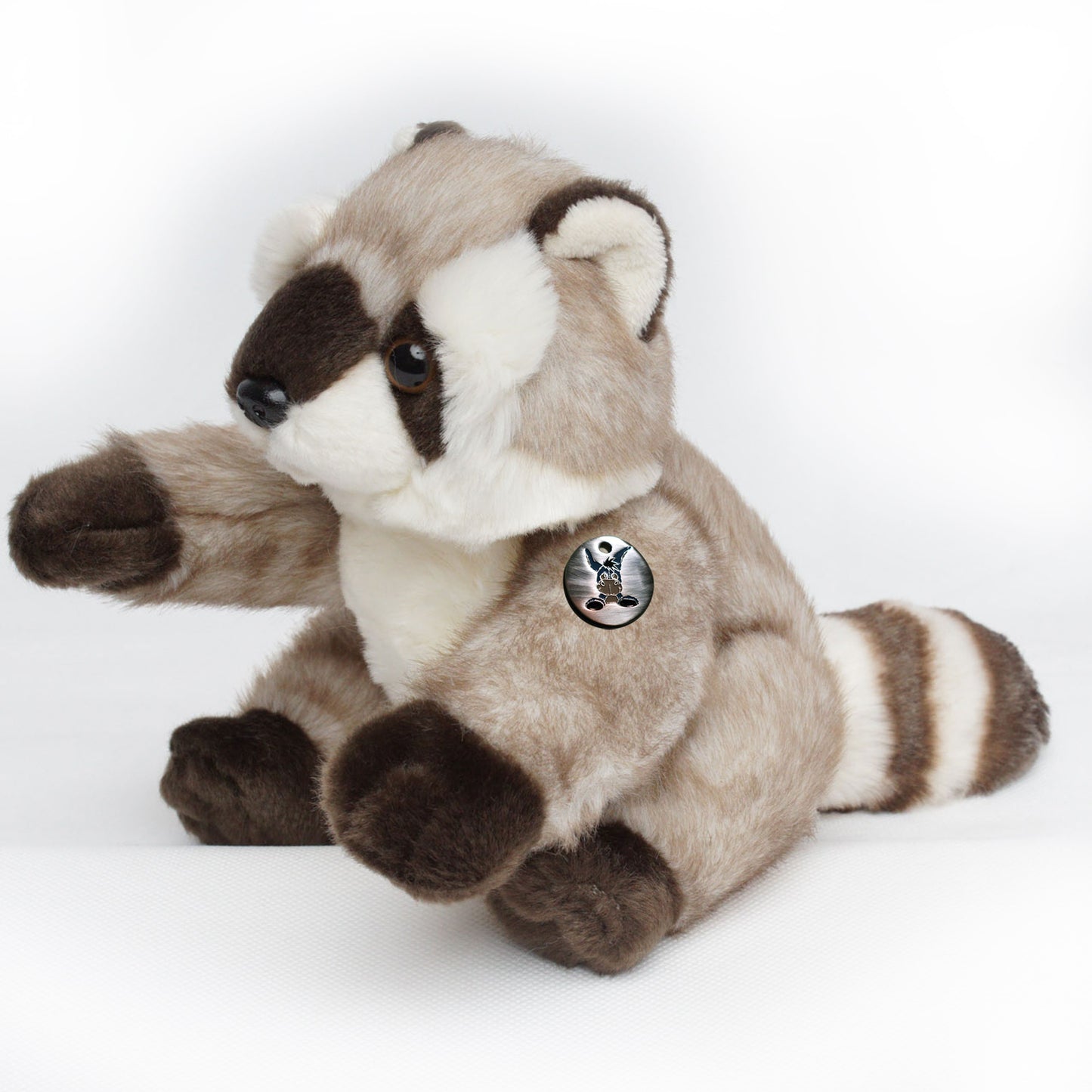 Waschbär Kuscheltier sitzend Plüschtier WASSTI