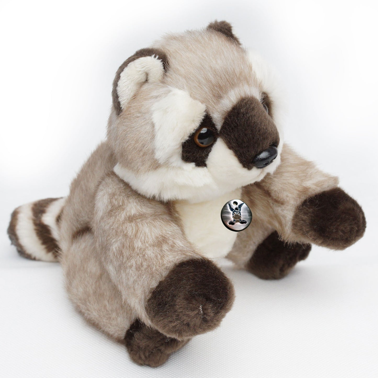 Waschbär Kuscheltier sitzend Plüschtier WASSTI