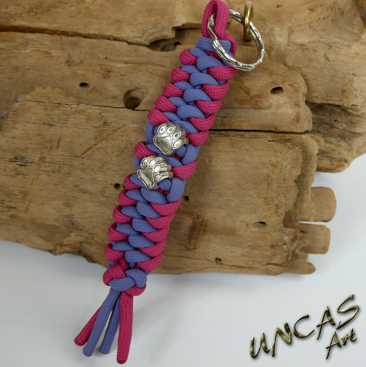 Paracord Schlüsselanhänger PFOTE fuchsia lavendel