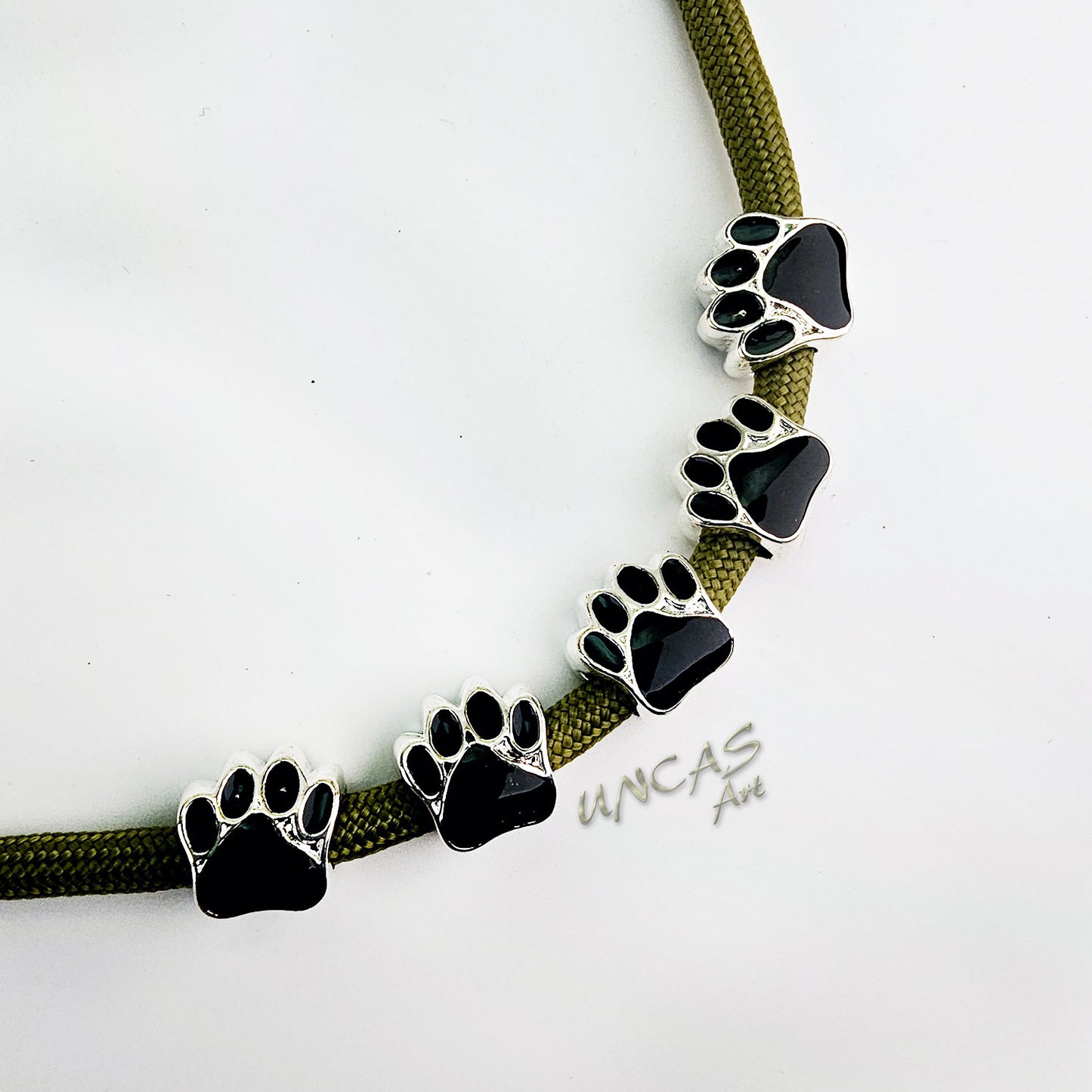 Pfote Tatze Hund Metall Perle Großlochperle für Paracord mit Email schwarz