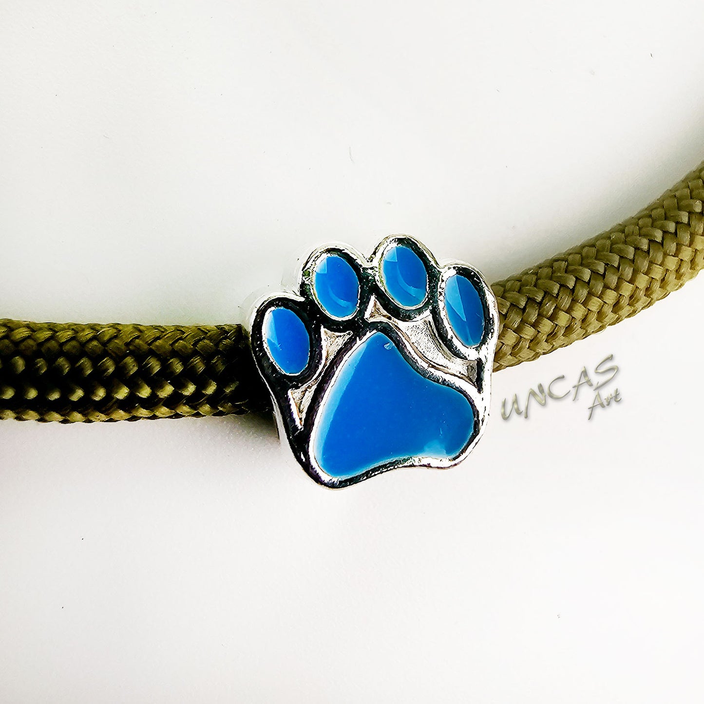 Pfote Tatze Hund Metall Perle Großlochperle für Paracord mit Email hellblau