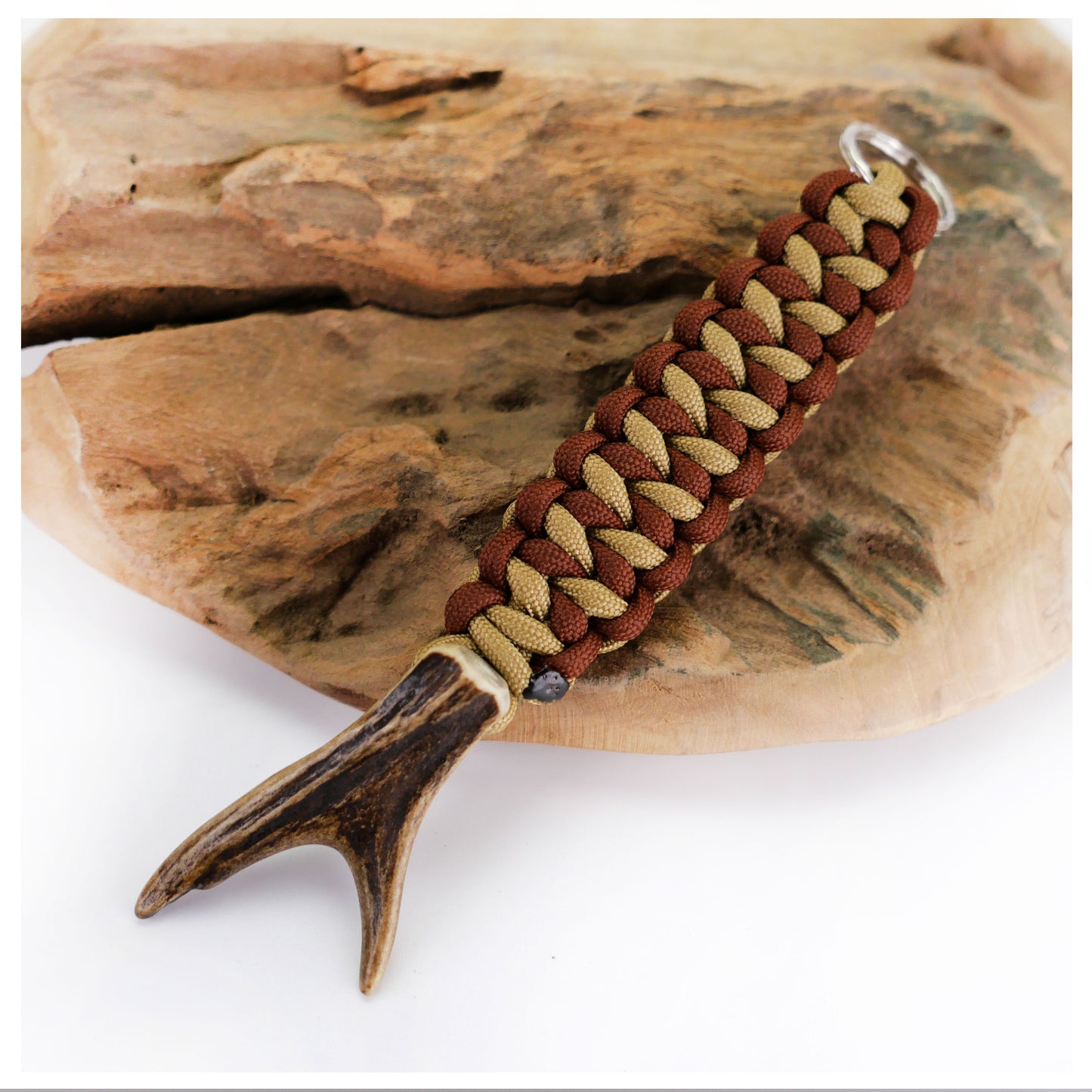 Paracord Schlüsselanhänger Hirschhorn REAL DEER braun-schlamm