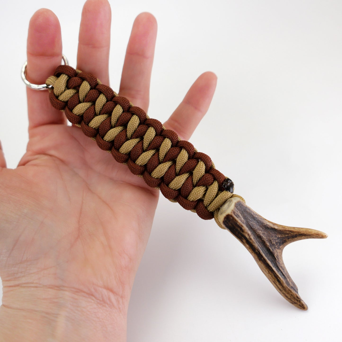 Paracord Schlüsselanhänger Hirschhorn REAL DEER braun-schlamm