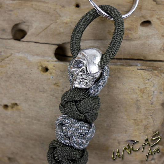 Paracord Schlüsselanhänger Skull Pirat Anhänger