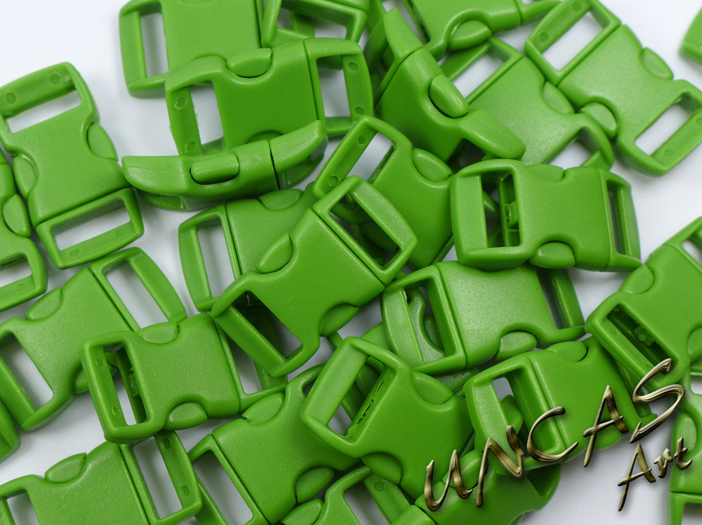 Paracord Steckschnalle Steckverschluss gebogen 10 mm - grasgrün