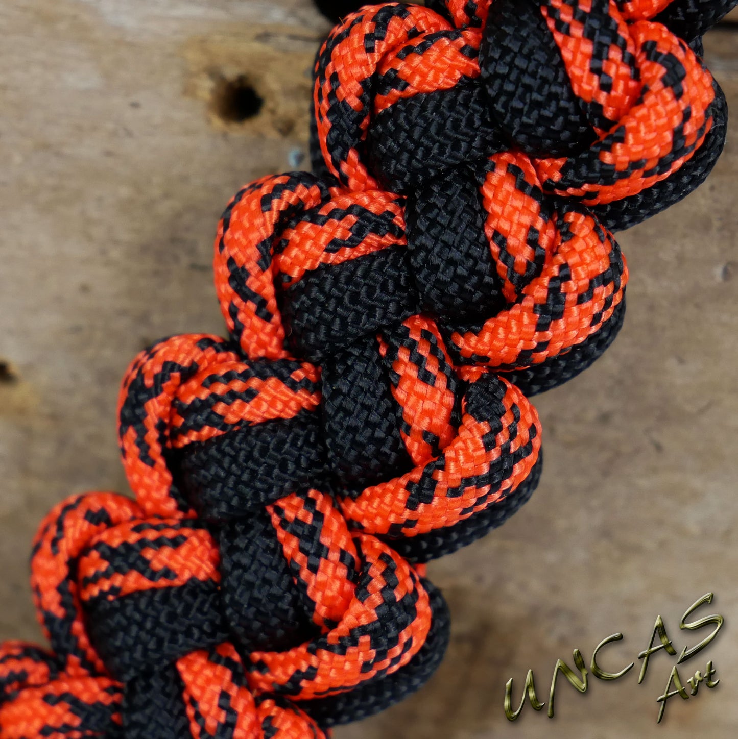 Paracord Schlüsselanhänger VIPER - orange camo / schwarz
