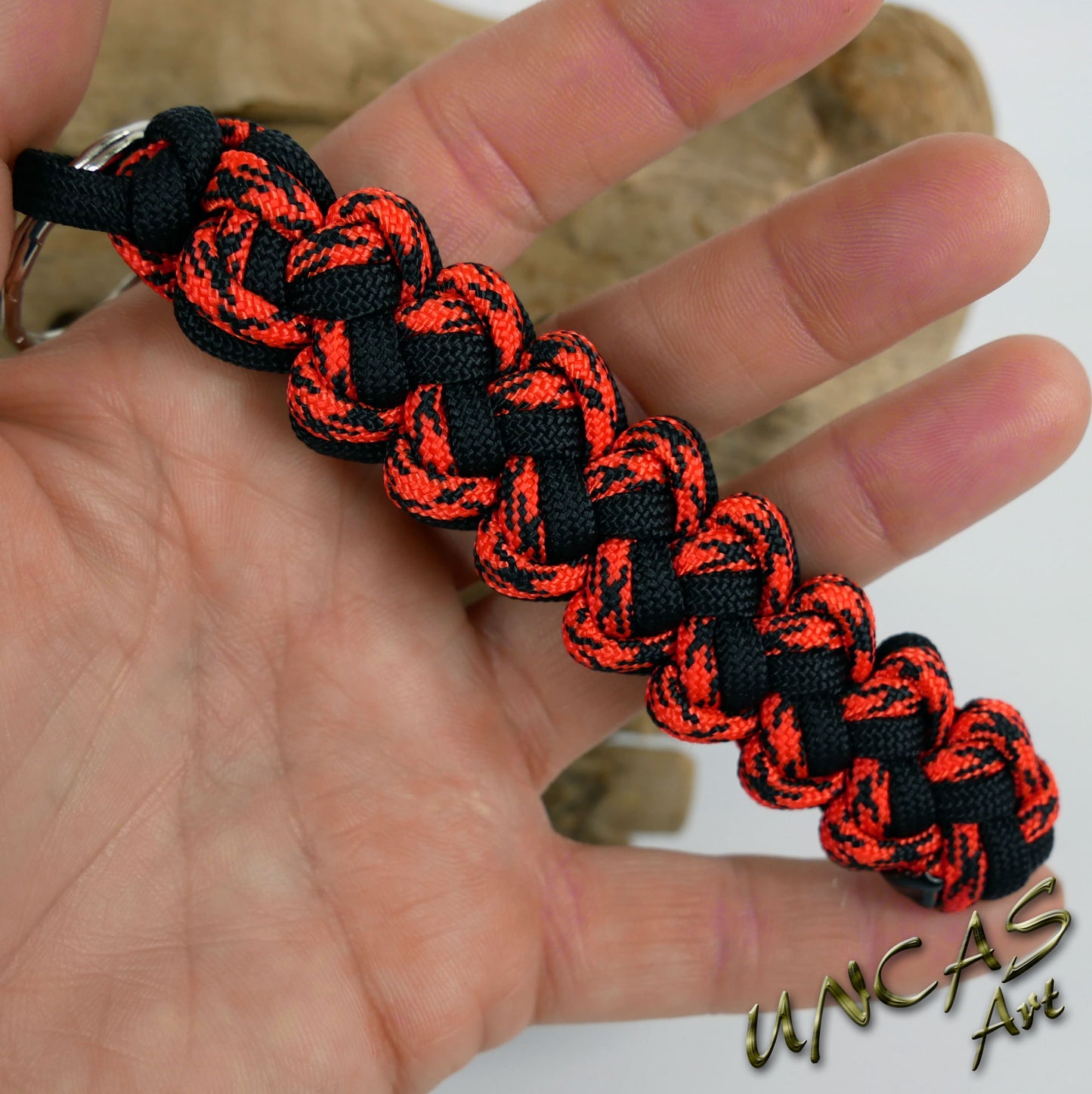 Paracord Schlüsselanhänger VIPER - orange camo / schwarz