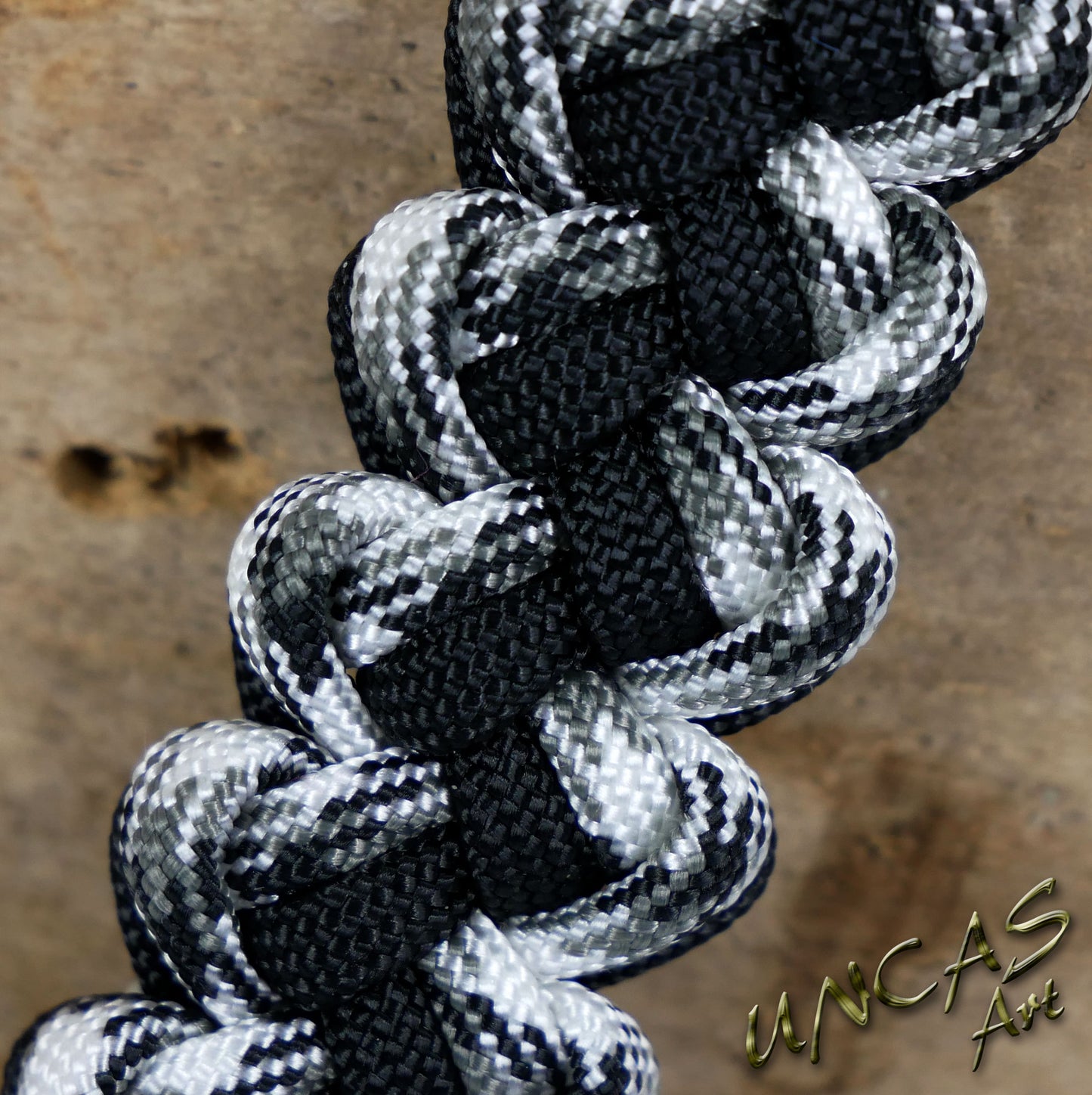 Paracord Schlüsselanhänger VIPER urban camo / schwarz