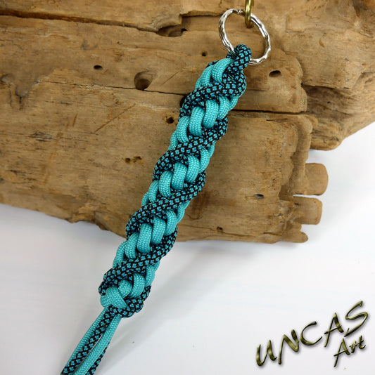 Paracord Schlüsselanhänger TWISTER - diamond türkis / hell türkis