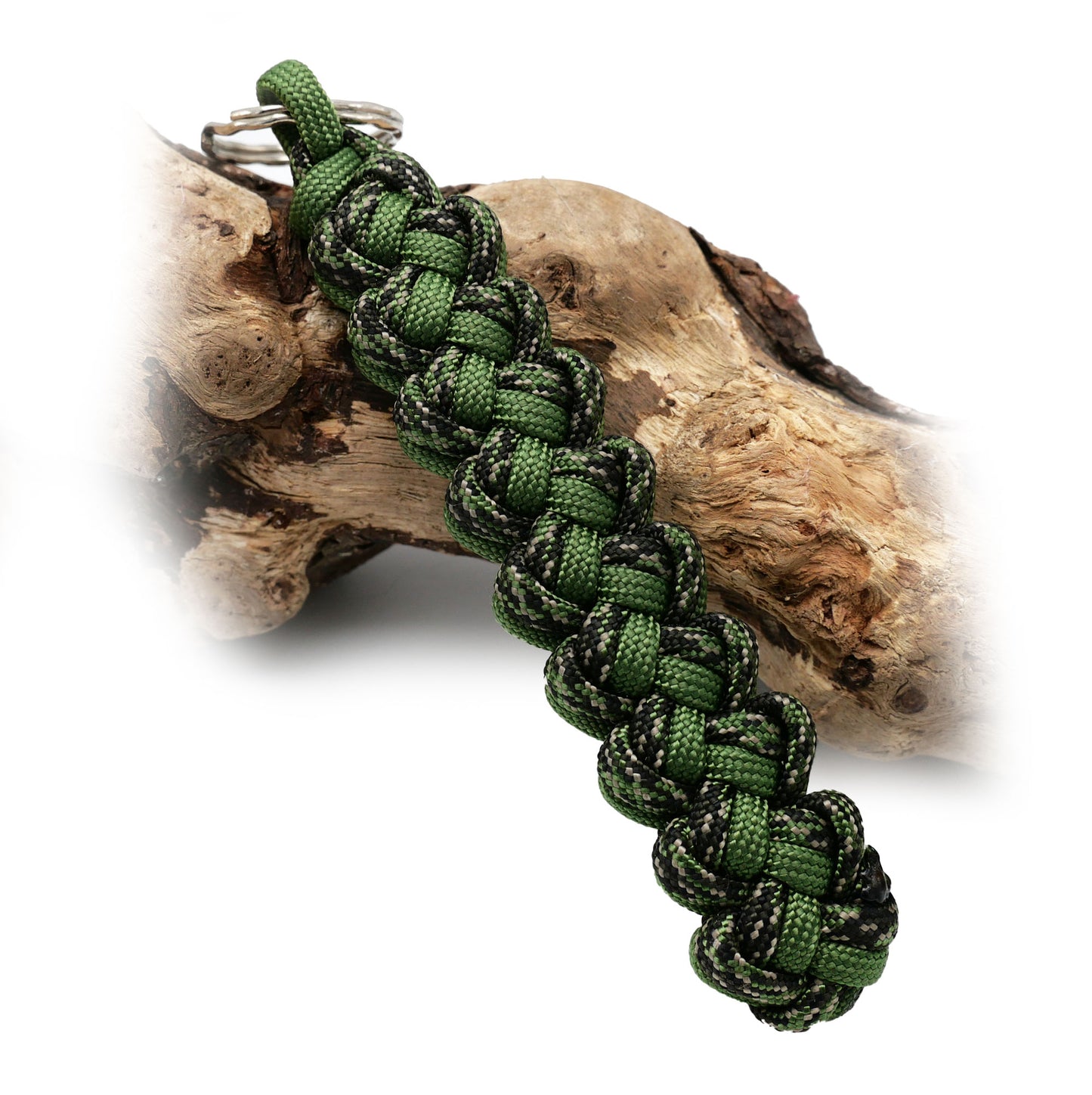 Paracord Schlüsselanhänger geflochten VIPER - canadian digital / farn grün
