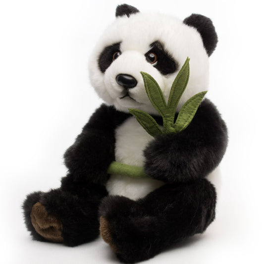 UNI-TOYS  Panda Kuscheltier Teddy sitzend mit Bambuszweig Plüschtier