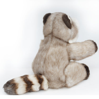 Waschbär Kuscheltier sitzend Plüschtier