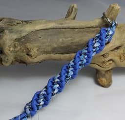 Bild von Paracord Schlüsselanhänger TWISTER - colonialblau - blau lizzard
